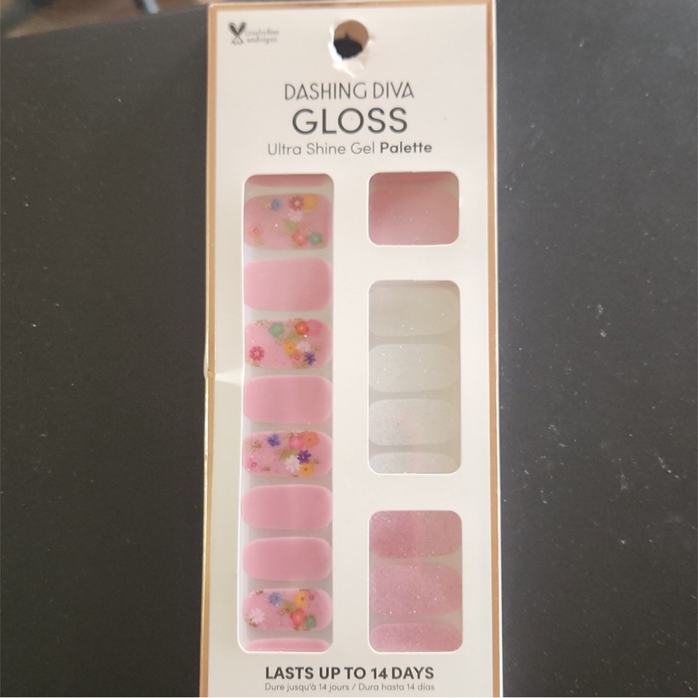 DASHING DIVA Gloss Ultra Shine Gel Palette - Pink and White Press-On Nails